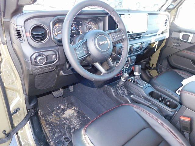 2025 Jeep Wrangler Rubicon X photo 13
