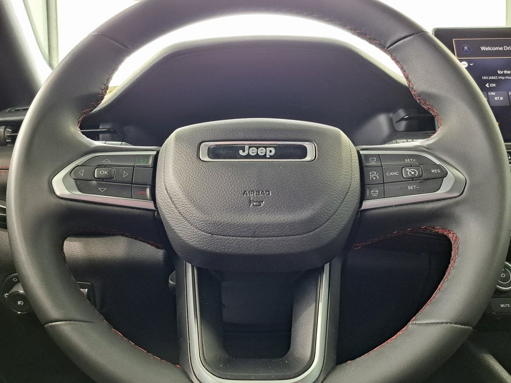 2024 Jeep Compass Trailhawk photo 8
