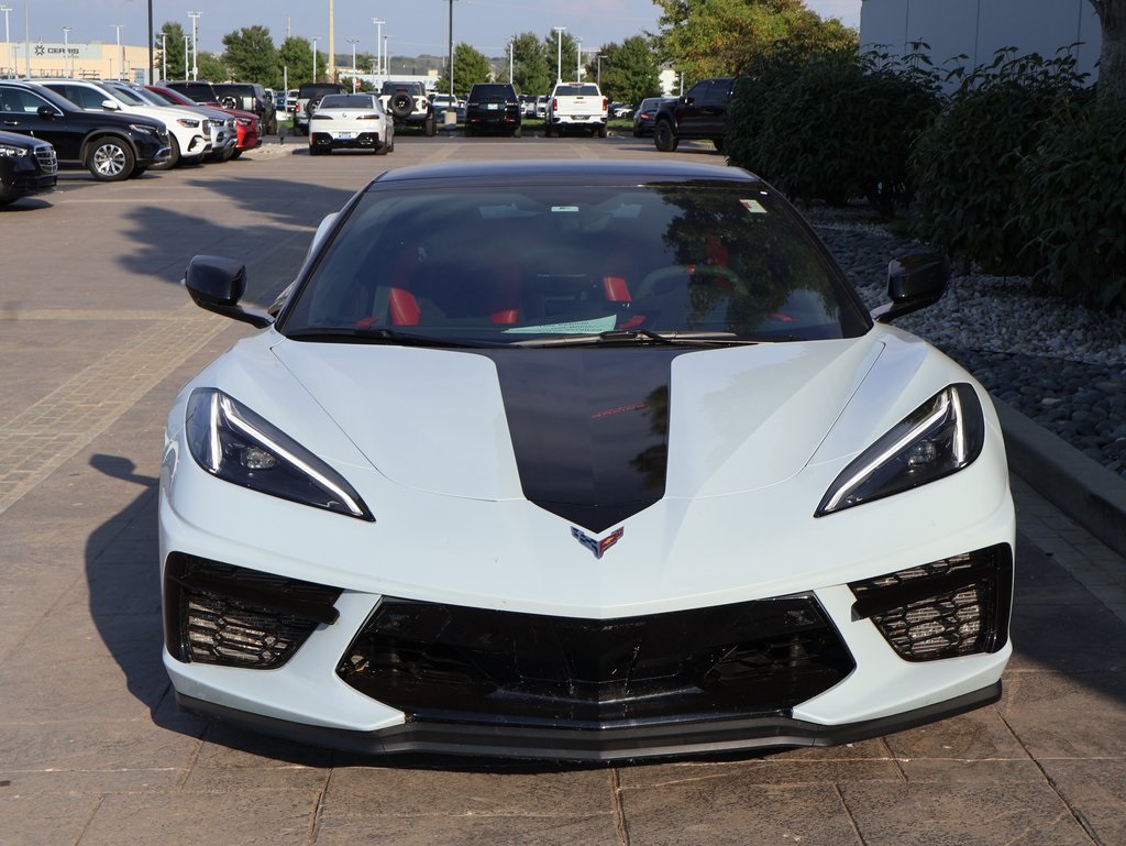 2023 Chevrolet Corvette Stingray photo 2