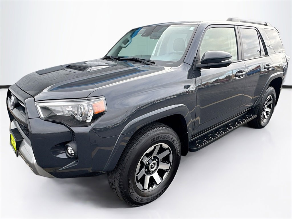 2024 Toyota 4Runner TRD Off-Road Premium photo 3
