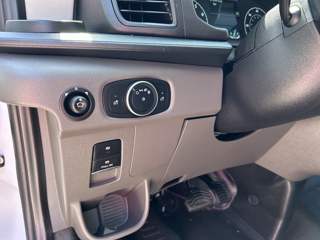 2022 Ford Transit photo 12