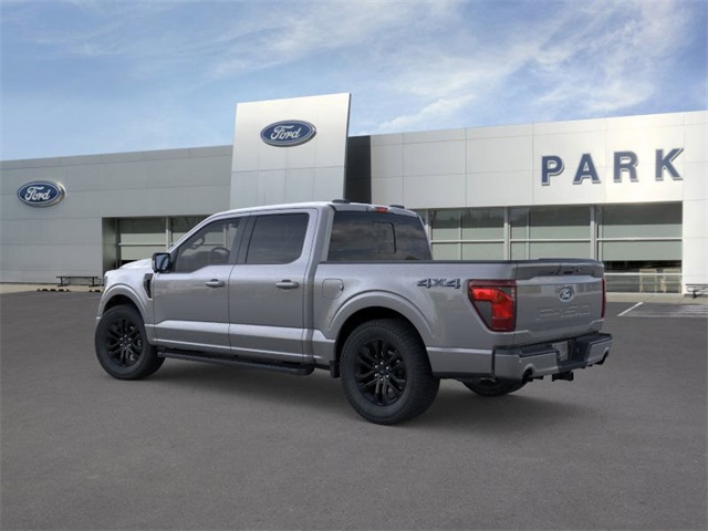 2025 Ford F-150 XLT photo 4