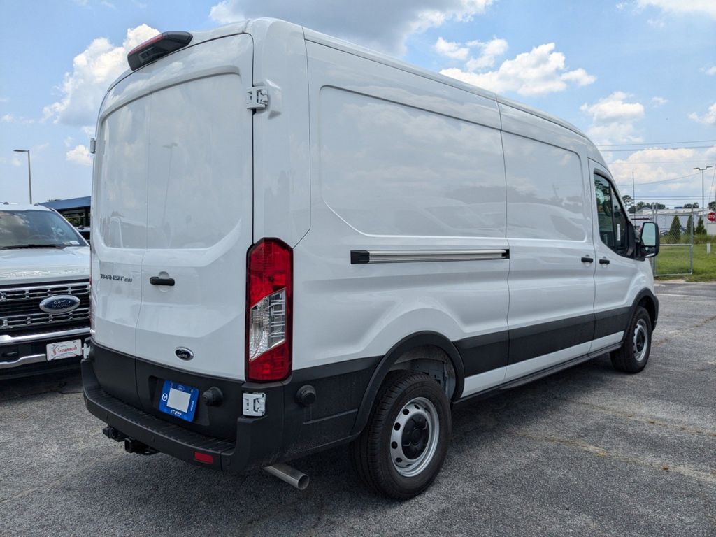 2025 Ford Transit photo 4