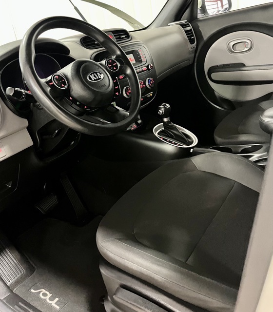 2016 Kia Soul Base photo 8
