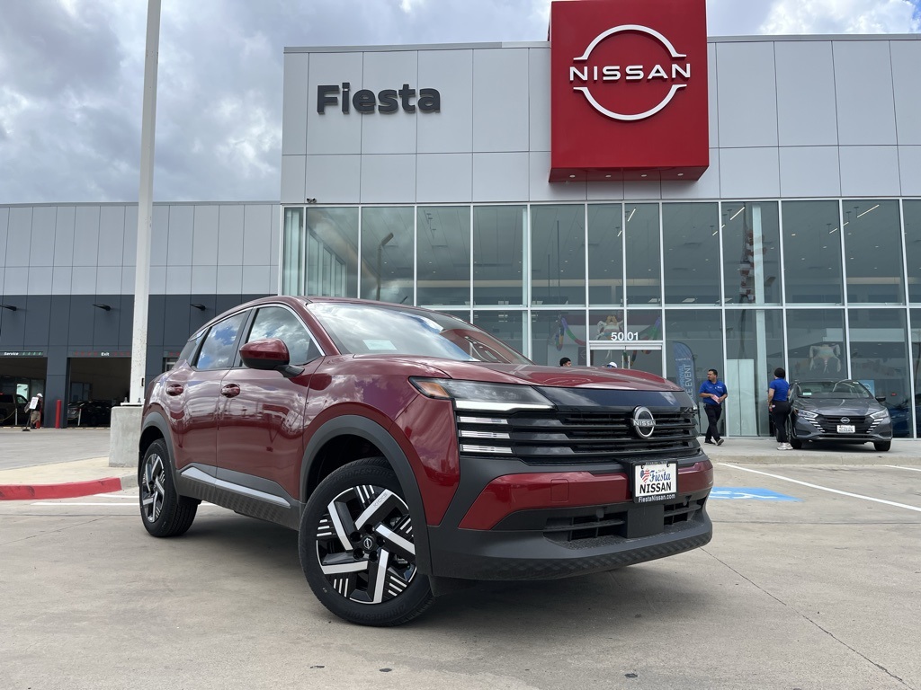 2025 Nissan Kicks SV's photo