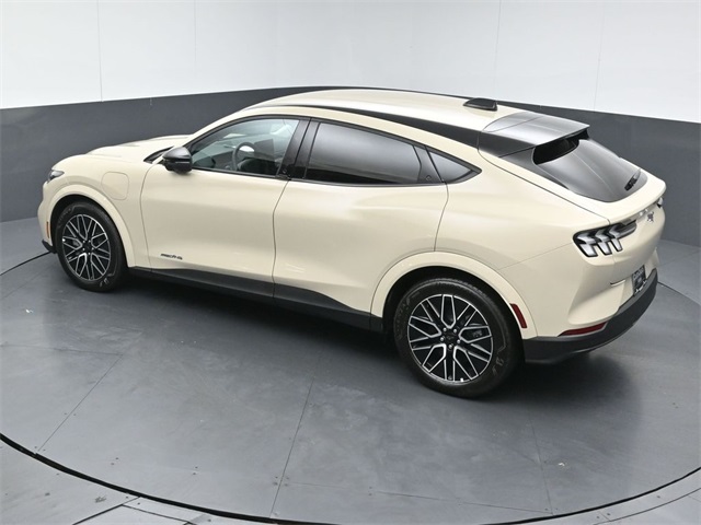 2025 FORD MUSTANG MACH-E - Image 45