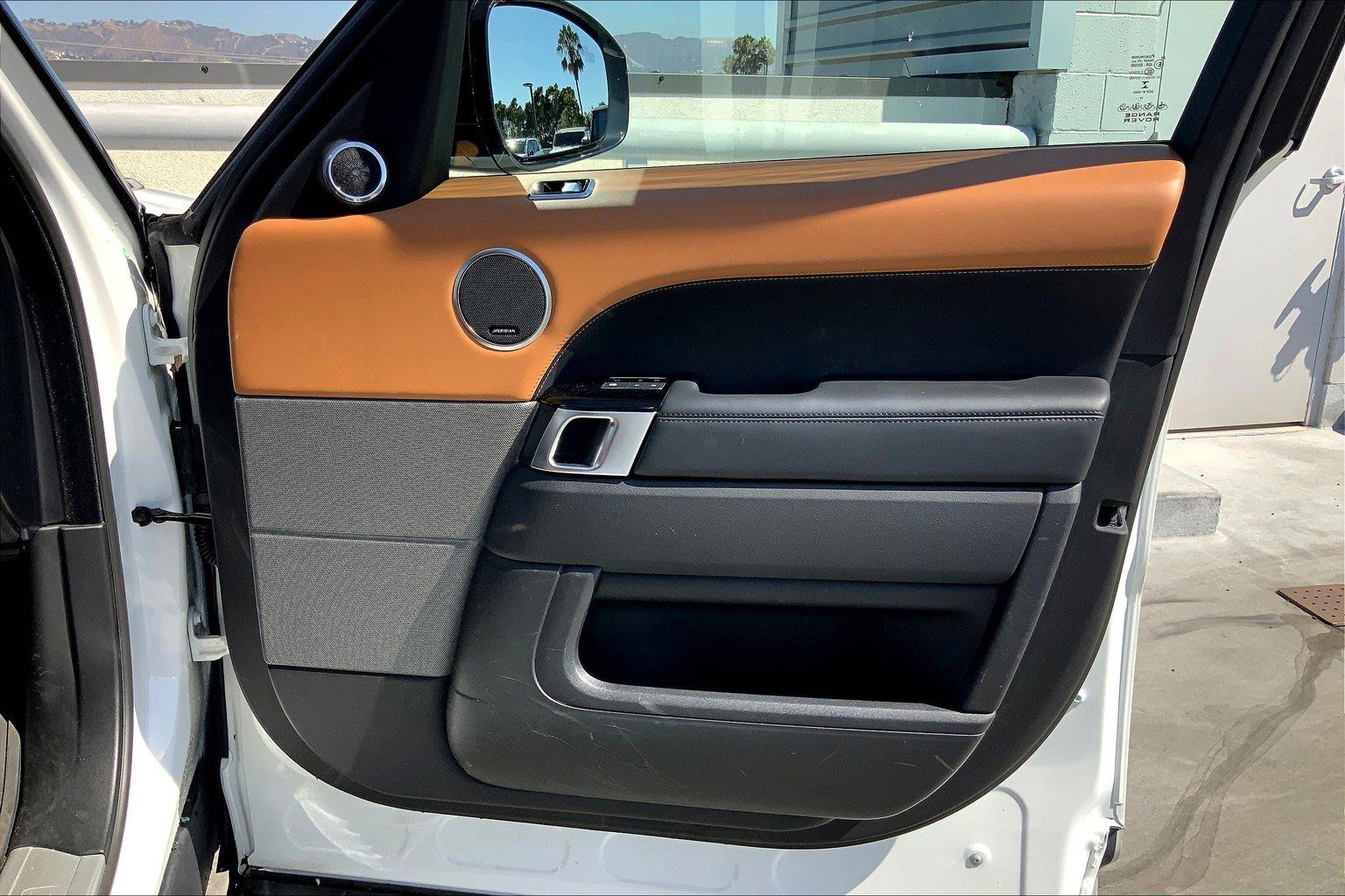 2020 Land Rover Range Rover Sport HSE Dynamic photo 25