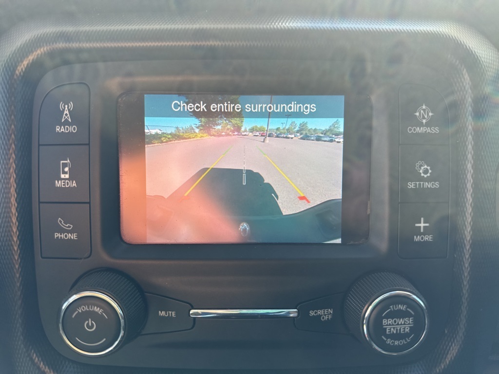 2021 Jeep Gladiator Sport photo 39