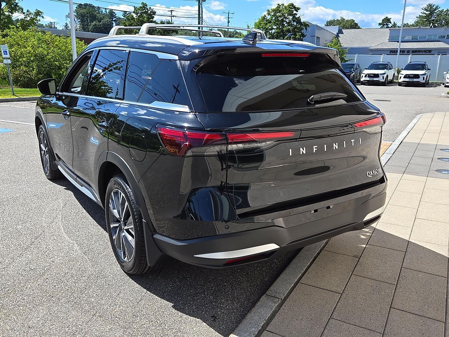 2026 Infiniti QX60 Luxe AWD photo 9