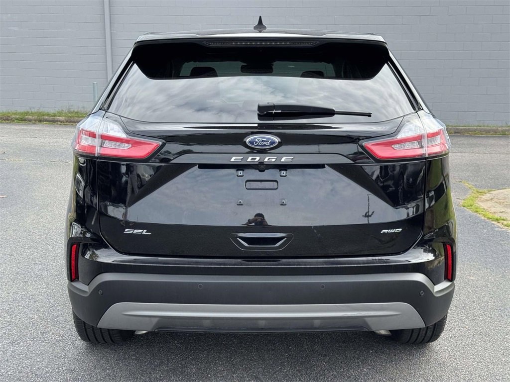 2024 Ford Edge SEL photo 18