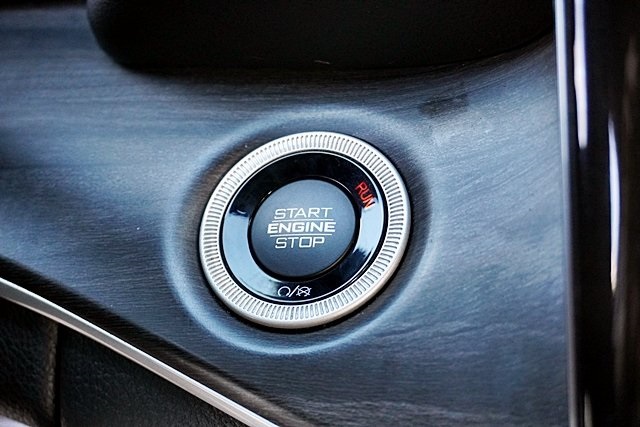 Certified Used 2023 Red Jeep Limited image 29