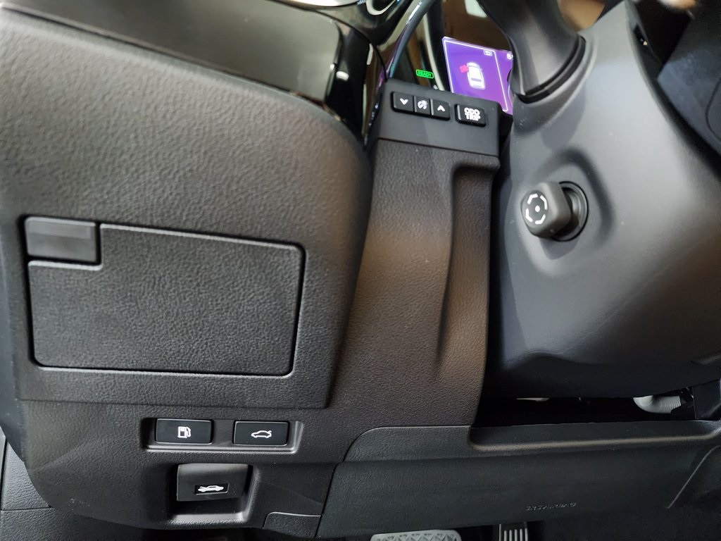 2024 Lexus ES 300h Premium photo 11
