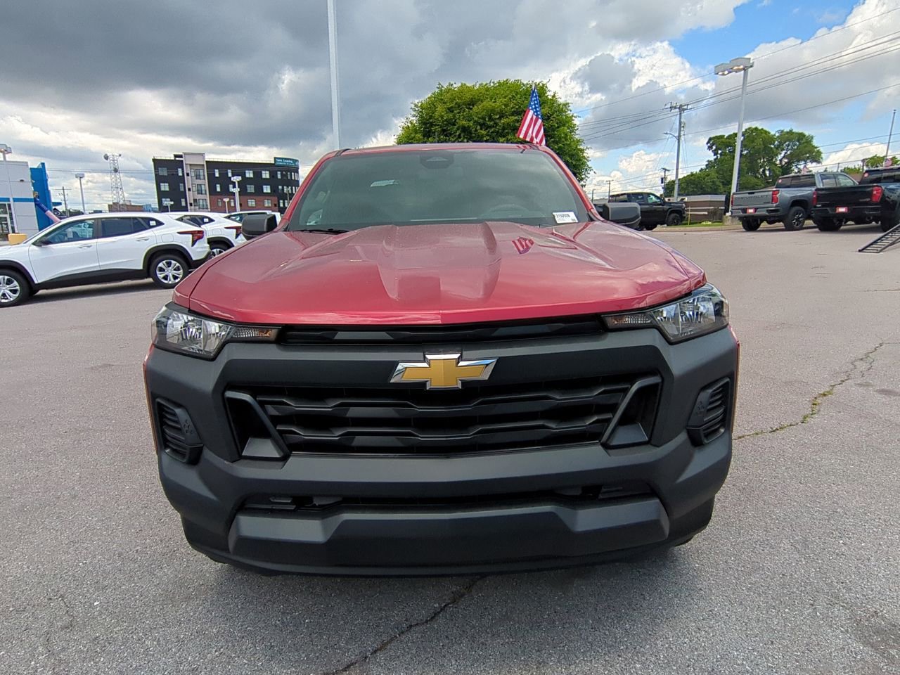 2025 Chevrolet Colorado LT photo 2