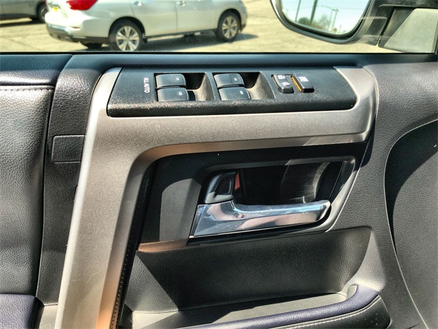 2024 Toyota 4Runner SR5 photo 5