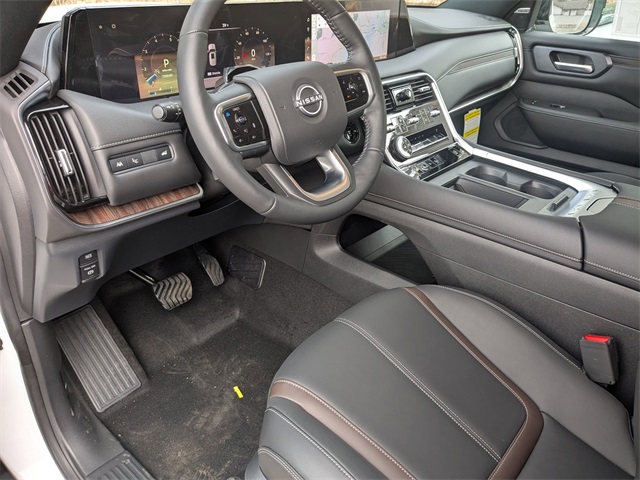 2025 Nissan Armada SL photo 13