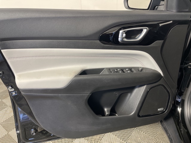 2025 Jeep Compass Limited photo 7