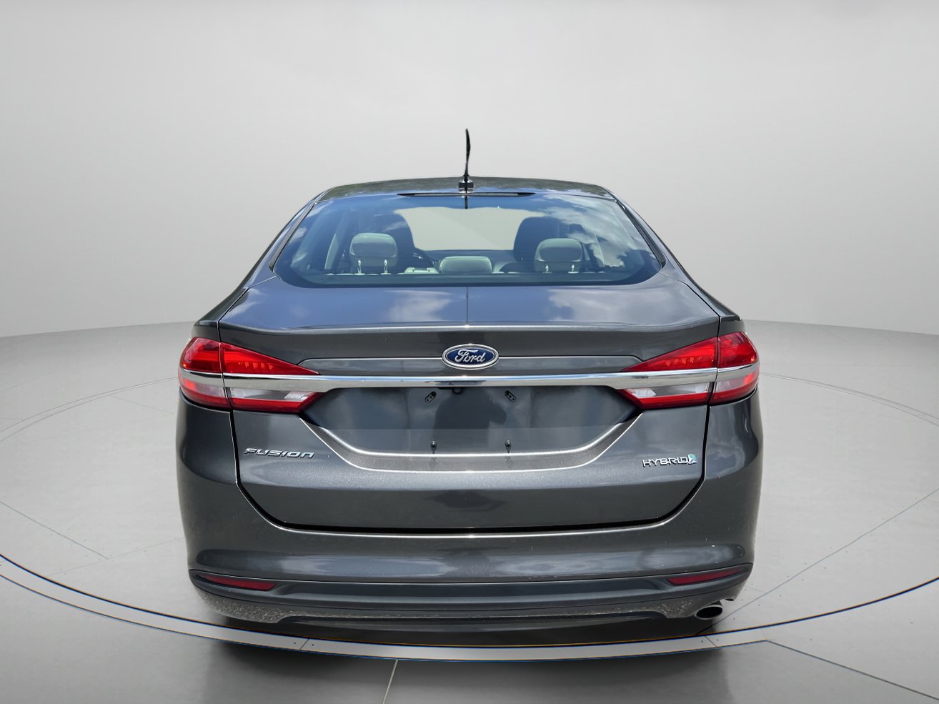 2017 Ford Fusion S Hybrid photo 4