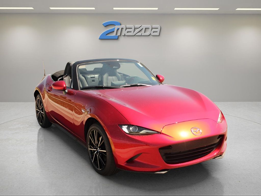 2025 Mazda MX-5 Miata Miata Grand Touring photo 7
