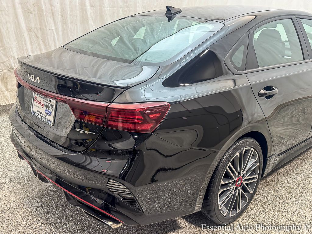 2023 KIA FORTE - Image 8