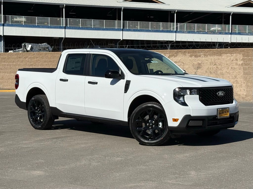 2025 Ford Maverick XLT's photo