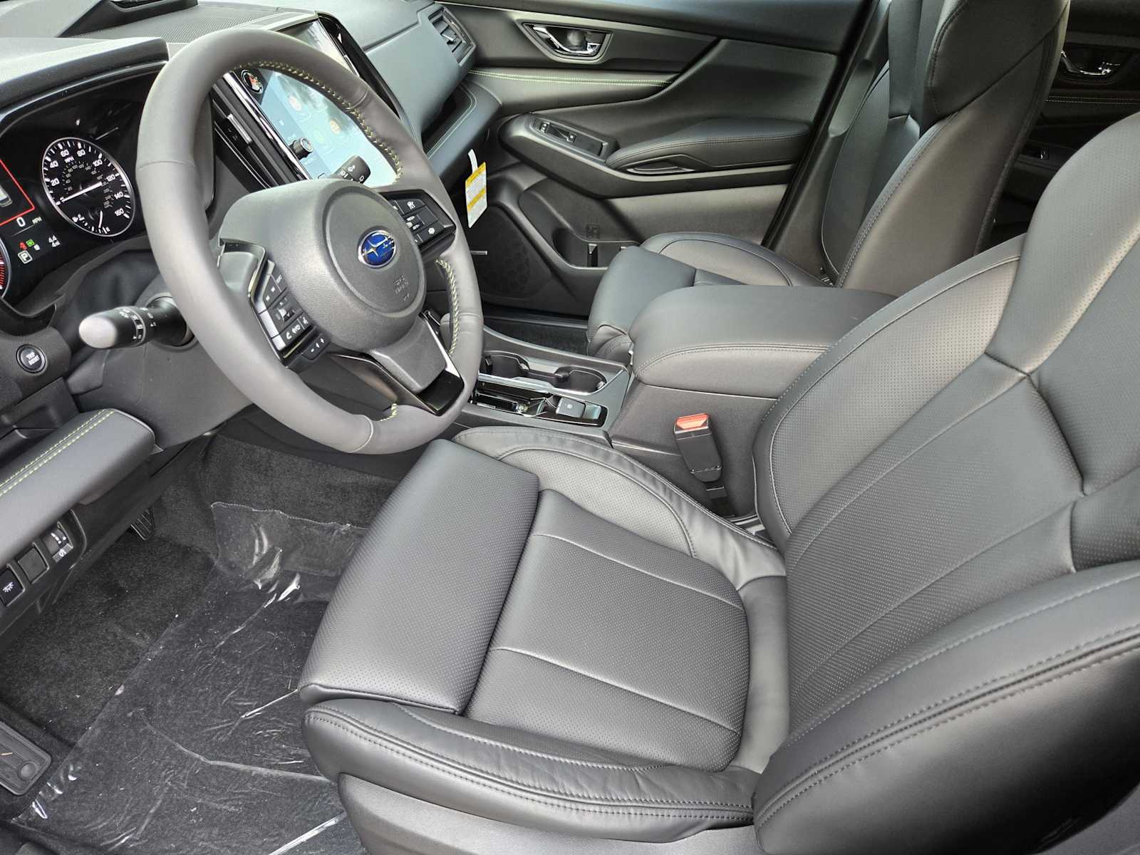 2025 Subaru Ascent Onyx Edition Touring photo 4