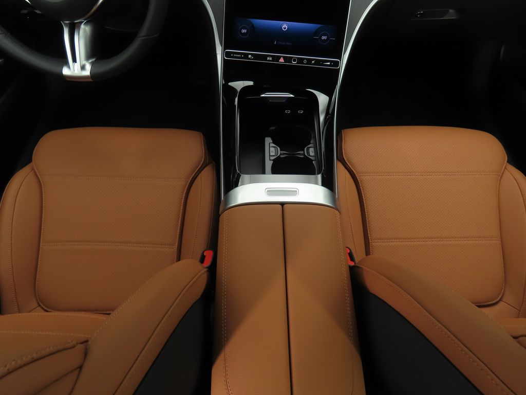 2025 Mercedes Benz C 300 4MATIC photo 17