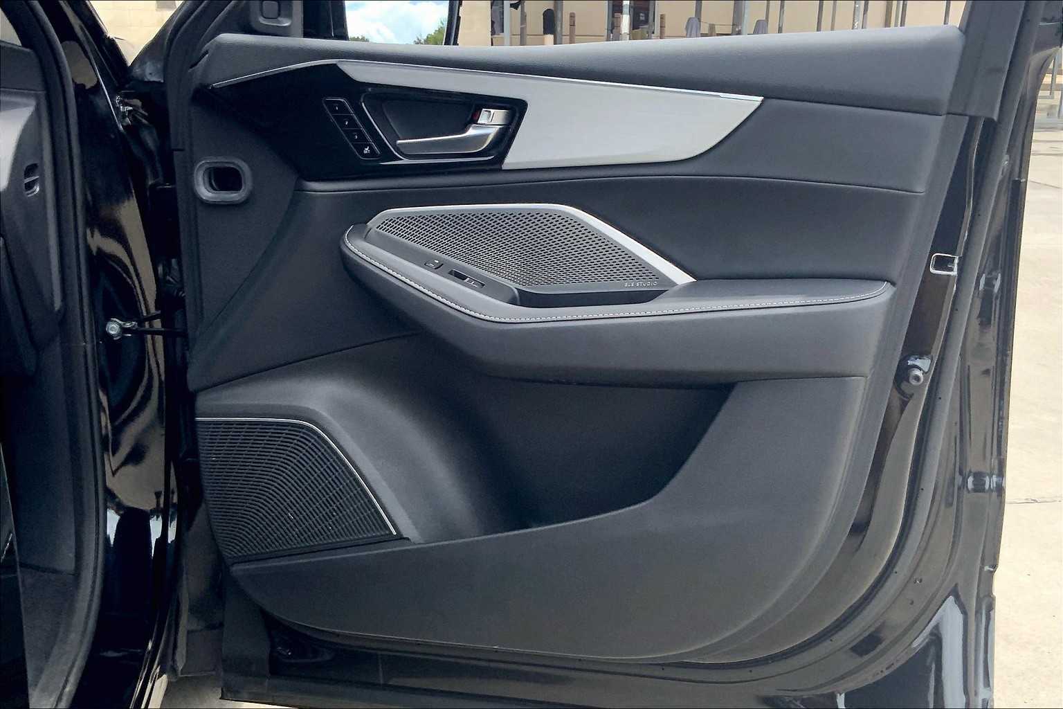 2023 Acura MDX Technology photo 20