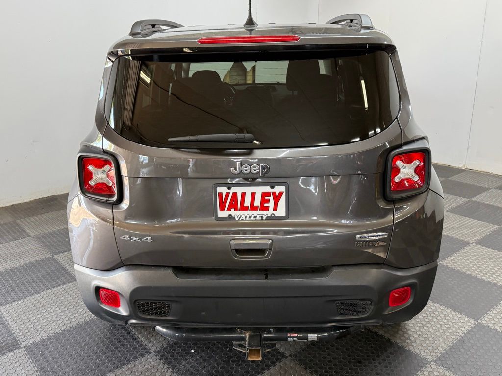 2020 Jeep Renegade Latitude photo 5