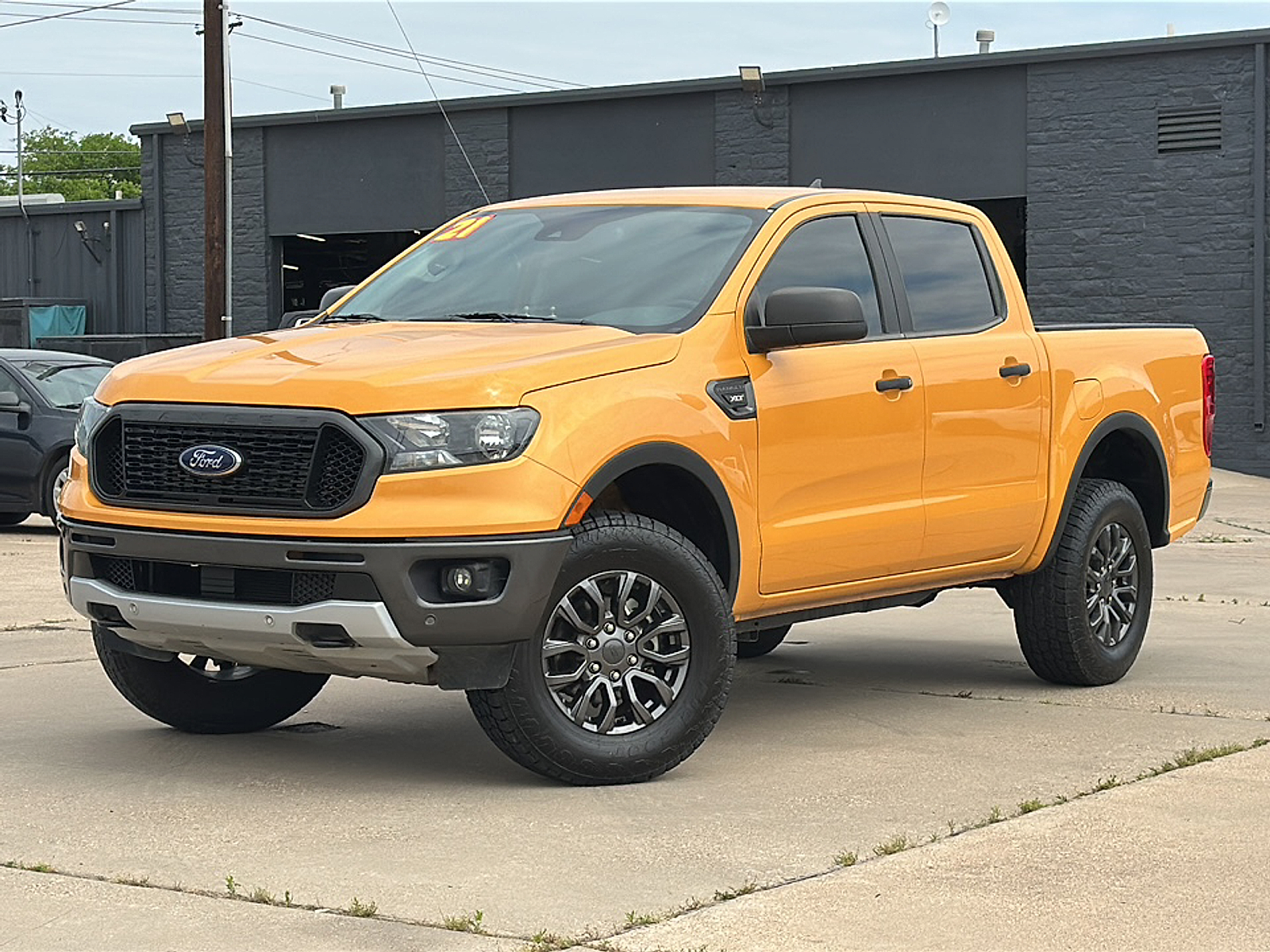 Used 2021 Orange Ford XLT image 2