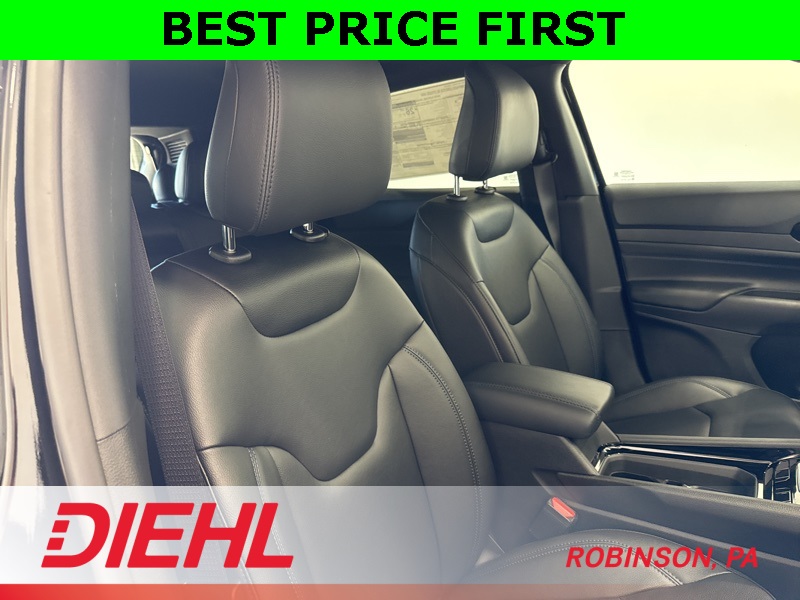 2026 Jeep Compass Limited Altitude photo 4