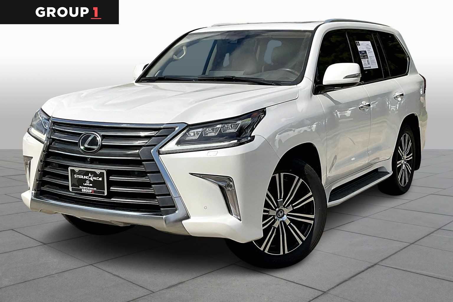 2021 Lexus LX 570's photo
