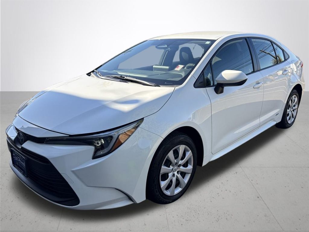 2023 Toyota Corolla Hybrid LE photo 2