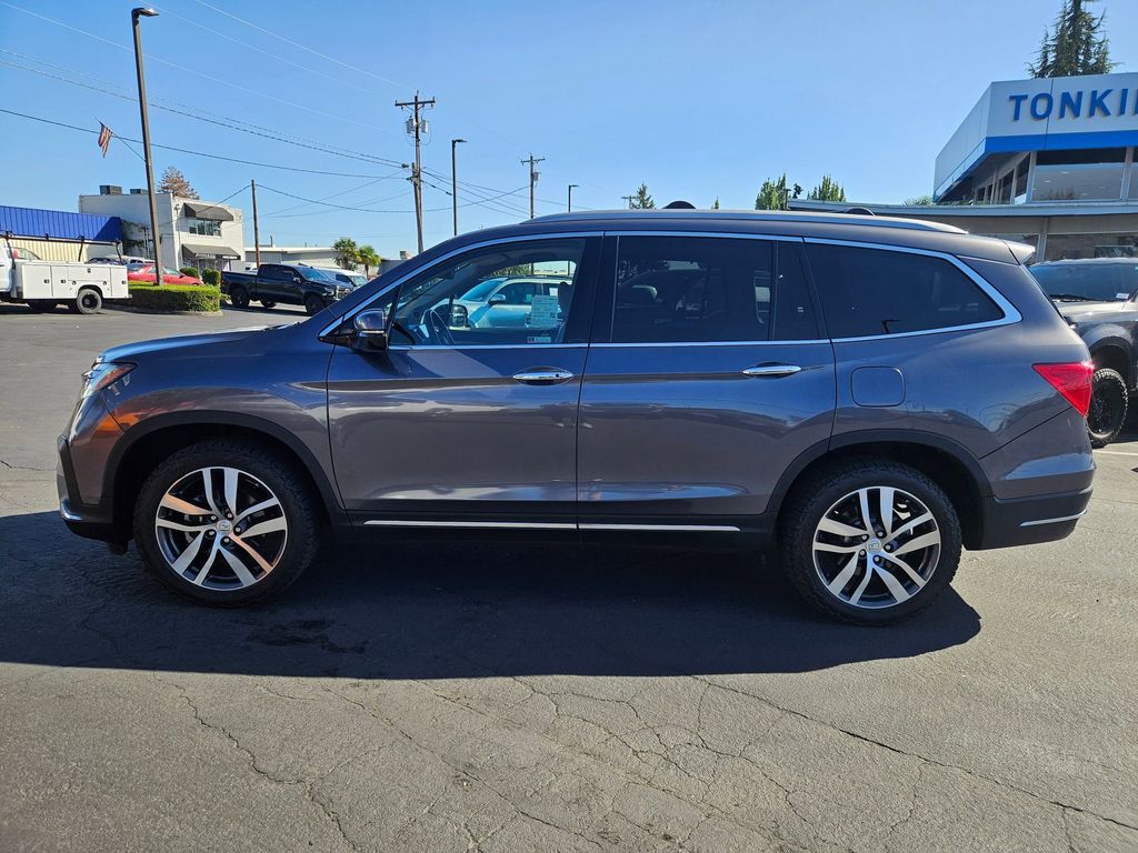 2021 Honda Pilot Elite photo 2