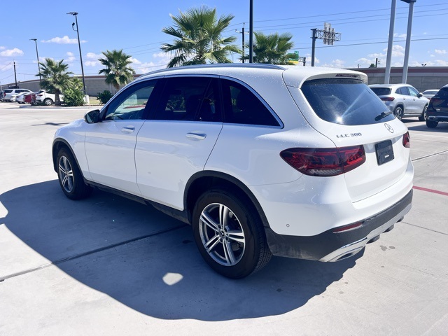 2022 Mercedes Benz GLC 300 photo 3