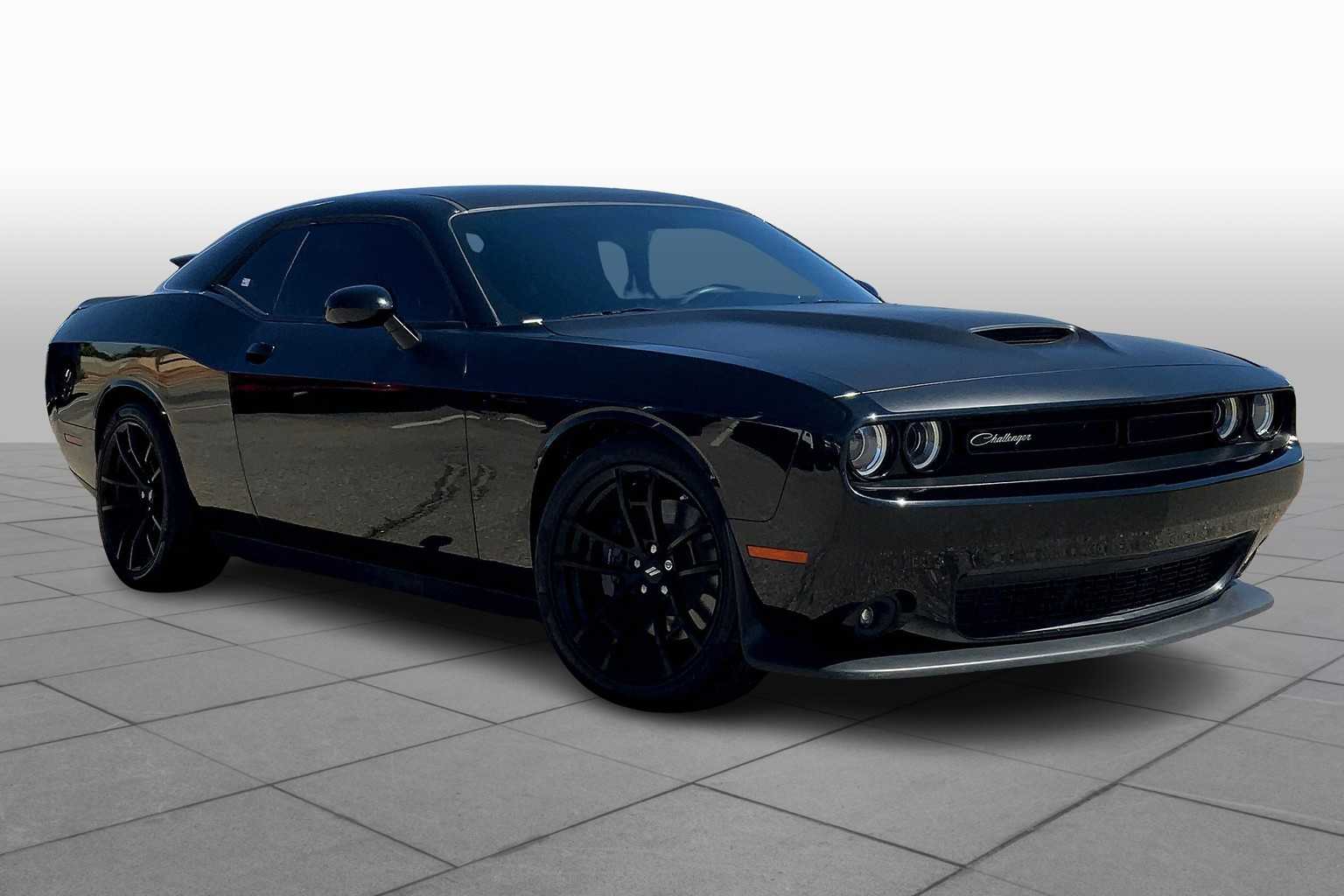 2023 Dodge Challenger R/T Scat Pack photo 2
