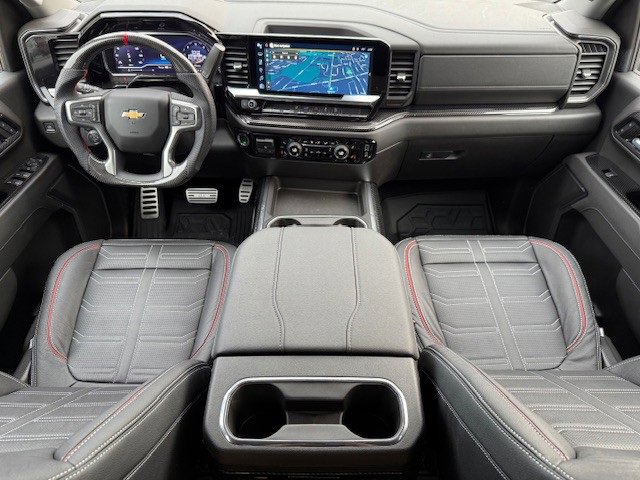 2025 Chevrolet Silverado 2500HD LT photo 18