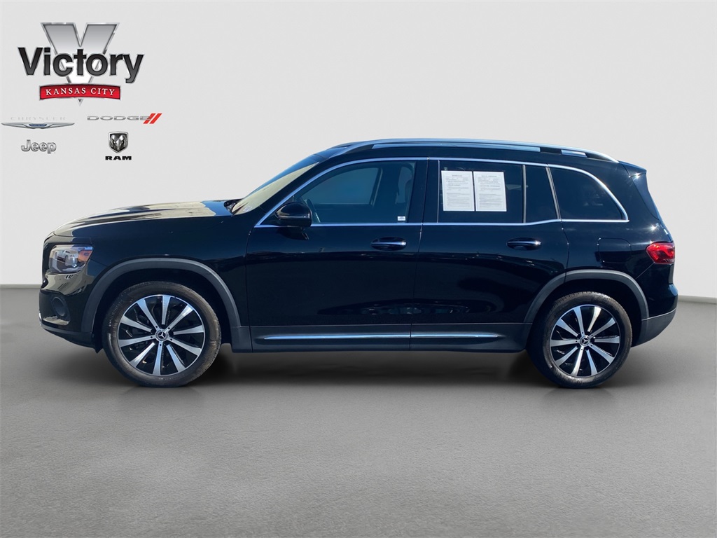 2022 Mercedes Benz GLB 250 photo 4