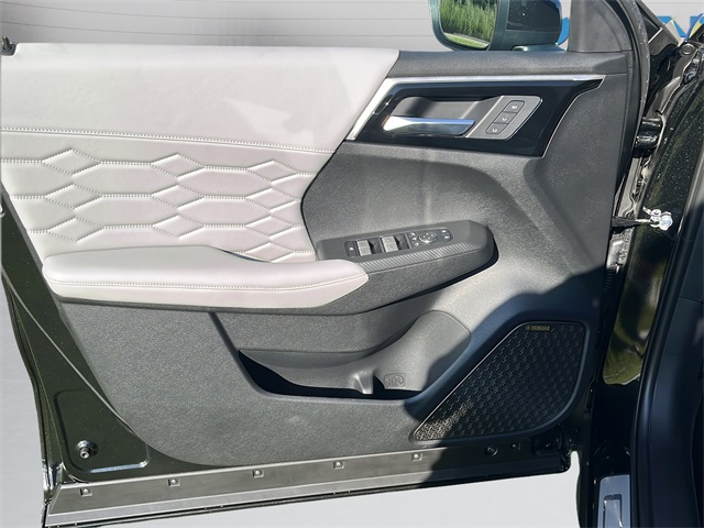 2025 Mitsubishi Outlander SEL photo 37