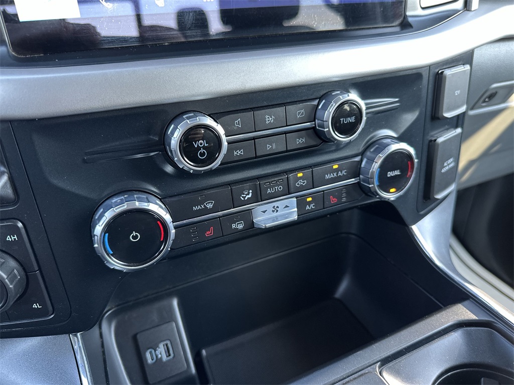2022 Ford F-150 XLT photo 17