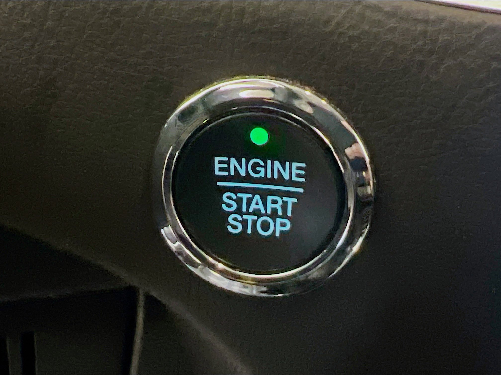 2024 Ford Edge Titanium photo 16