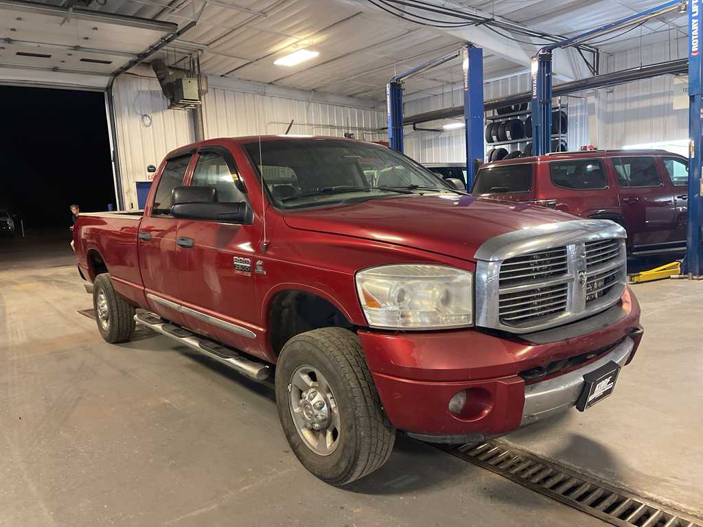 2008 Dodge Ram Laramie photo 3