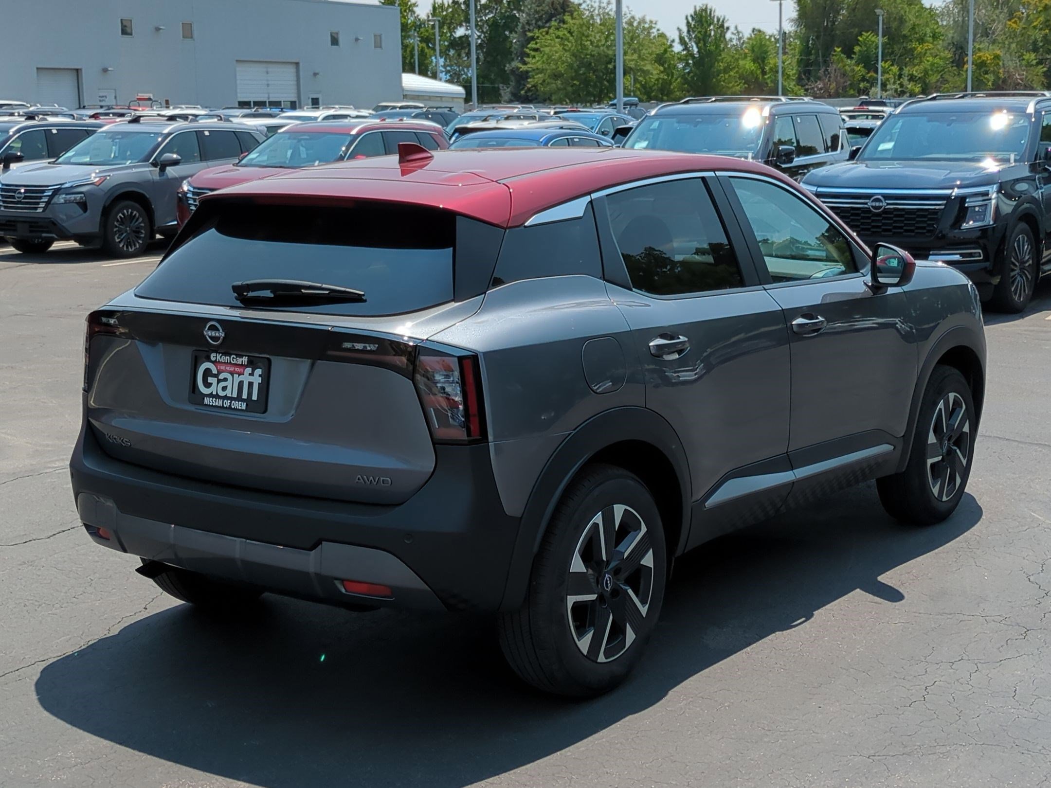 2025 Nissan Kicks SV photo 2