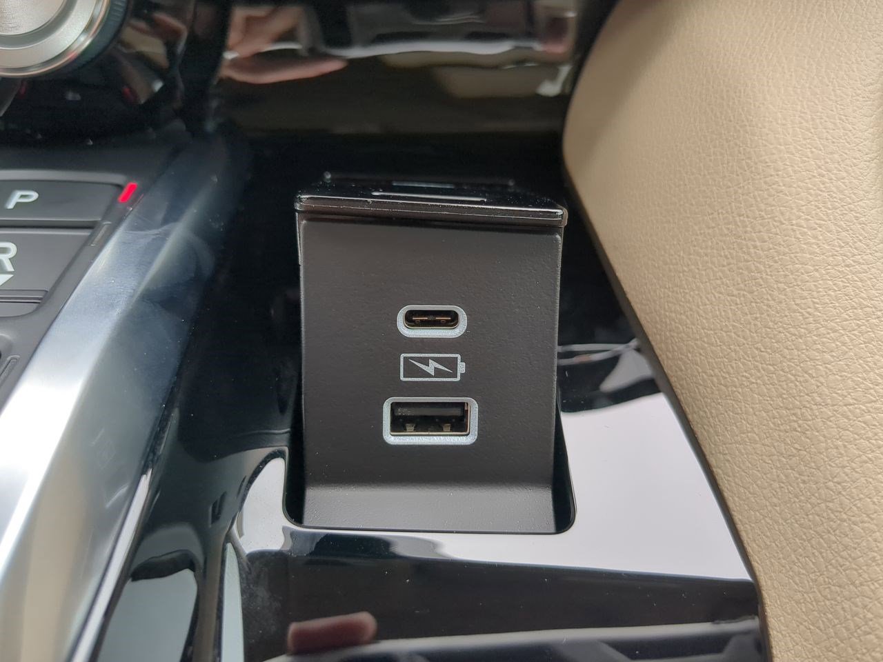2025 Acura MDX SH-AWD photo 24