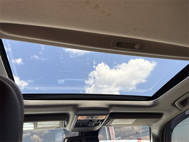 2023 Toyota 4Runner Limited photo 16
