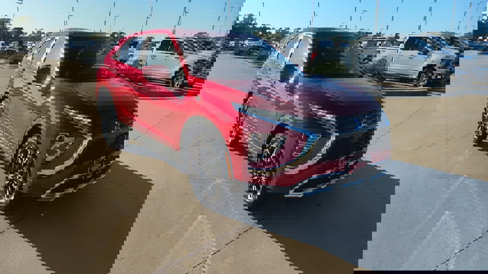 2024 Mitsubishi Eclipse Cross SE photo 2