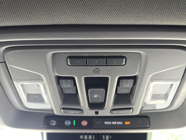 2023 Chevrolet Silverado 1500 LTZ photo 36