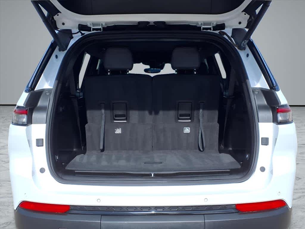 2023 Jeep Grand Cherokee Altitude photo 22
