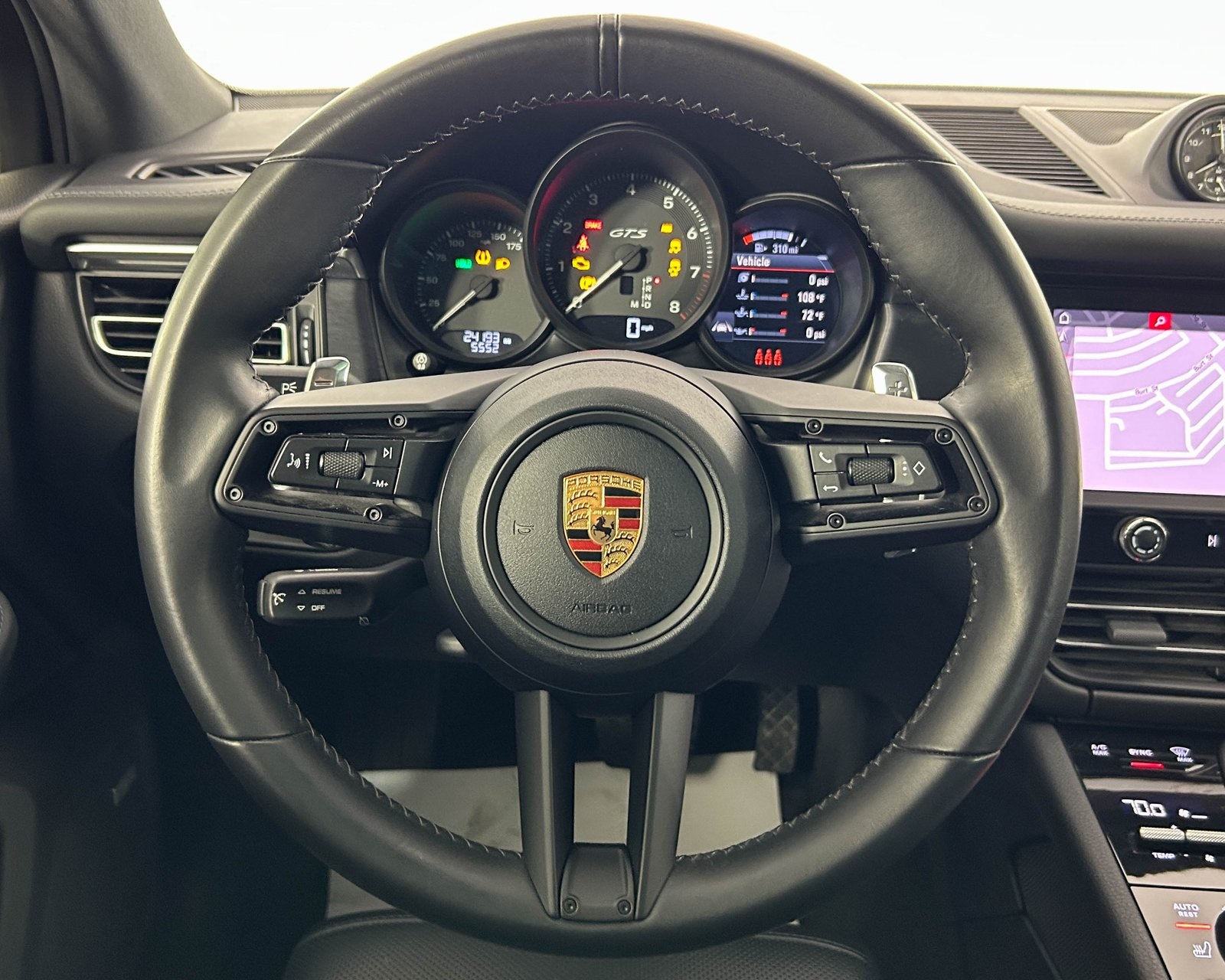 2022 Porsche Macan GTS photo 14