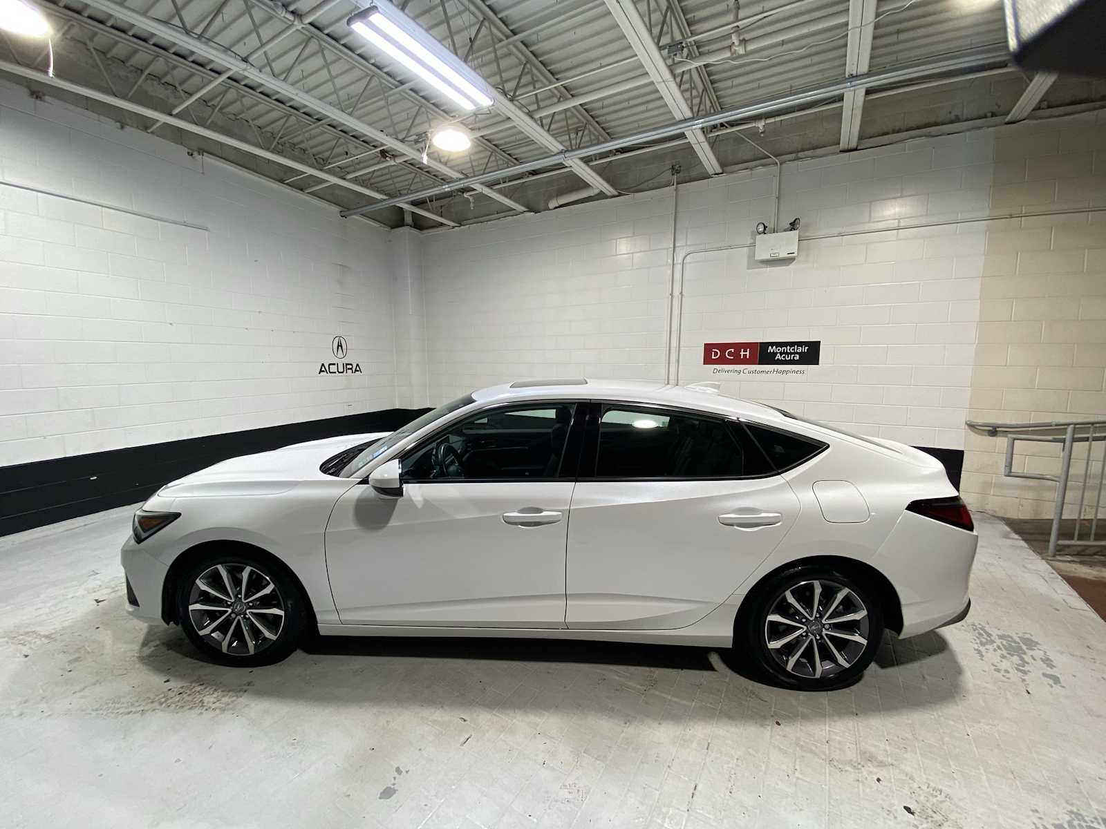 2024 Acura Integra Base photo 3