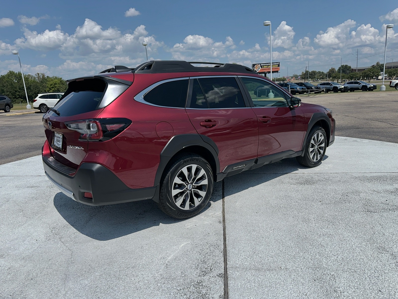 2025 Subaru Outback Limited photo 4